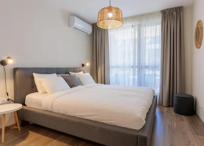 Zerini Apartment Burgas City